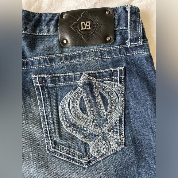 D9 Cuffed Rhinestone Denim blue jean shorts Size 31 - Picture 4 of 13